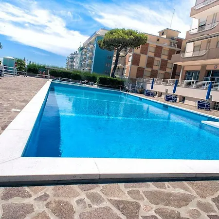 Sea View With Swimming Pool * Lido di Jesolo